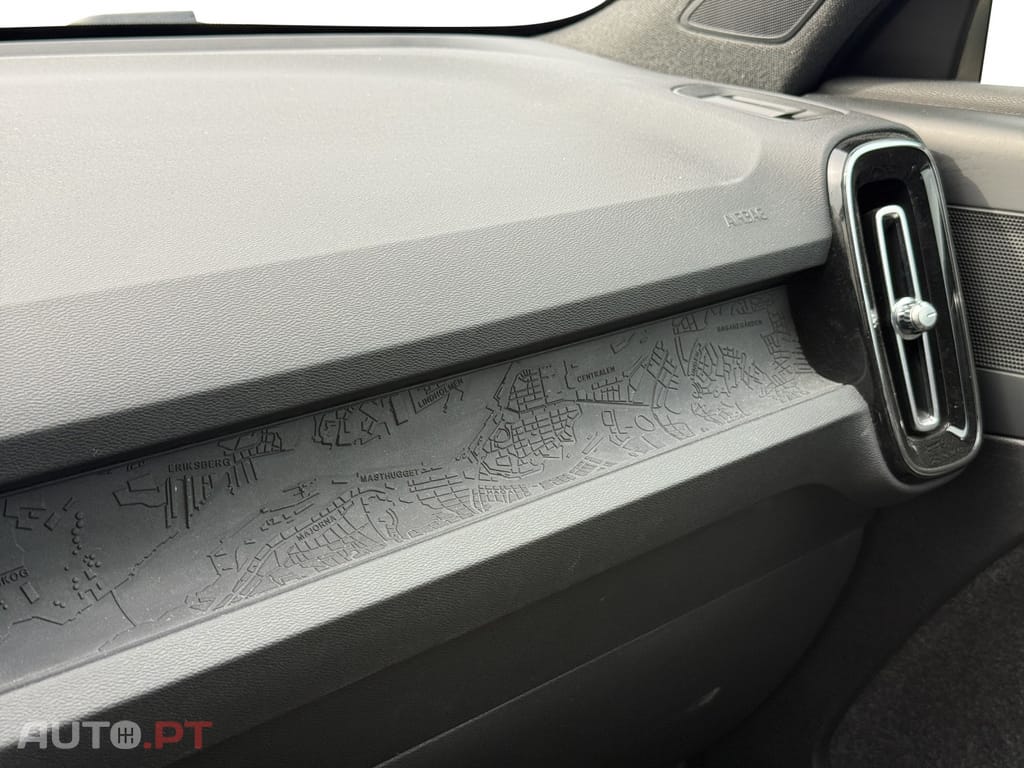 Volvo XC40 Recharge 69 kWh Single Motor Core