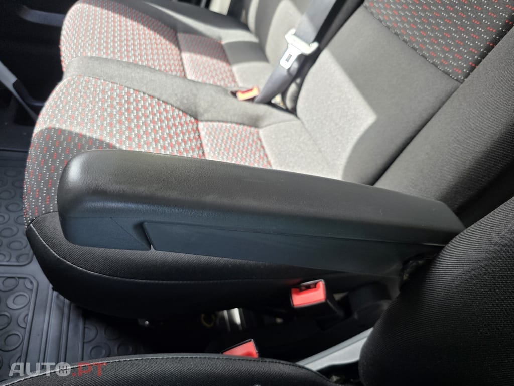 Citroen Jumper 2.2 BlueHDi 30 L2H2 Control