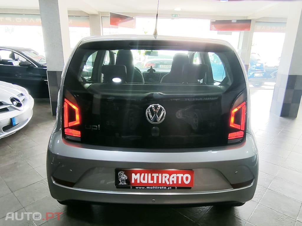 Volkswagen Up! 1.0 BMT Move Auto