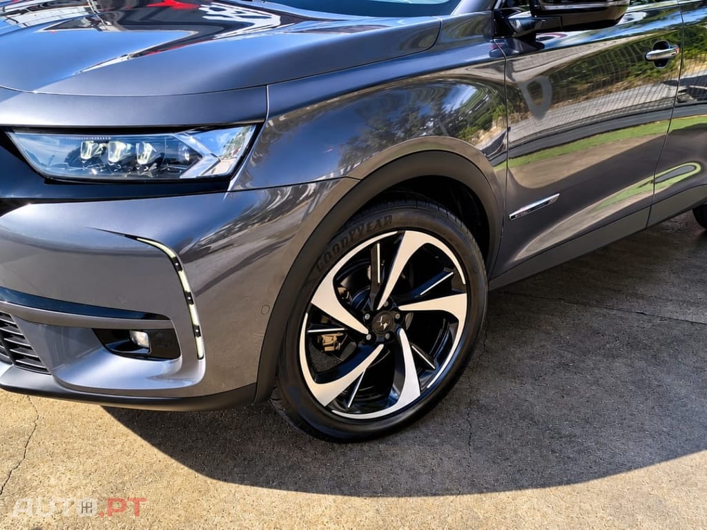 DS DS7 Crossback 2.0 BlueHDi La Première EAT8