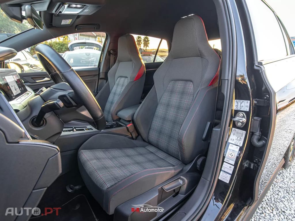 Volkswagen Golf 2.0 TSI GTI DSG Performance