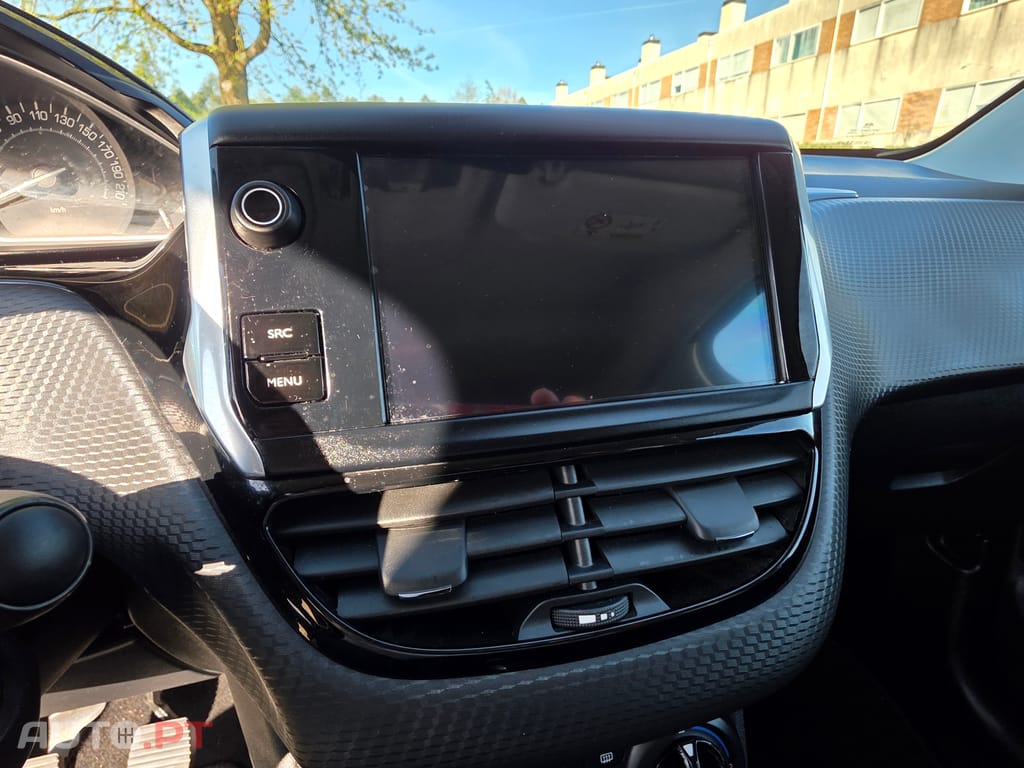 Peugeot 208 1.2 STYLE