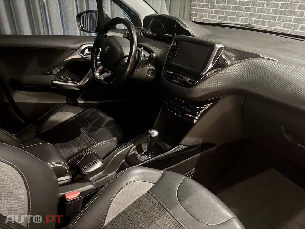 Peugeot 2008 1.6 BlueHDi Allure