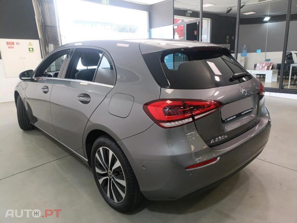 Mercedes-Benz A 250 e Style Plus