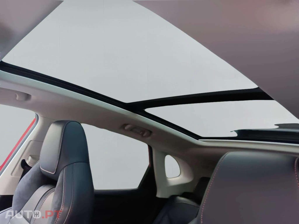 MG EHS LUXURY PHEV