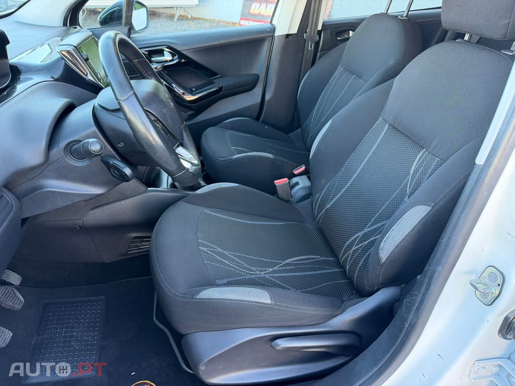 Peugeot 208 1.2 PureTech Active