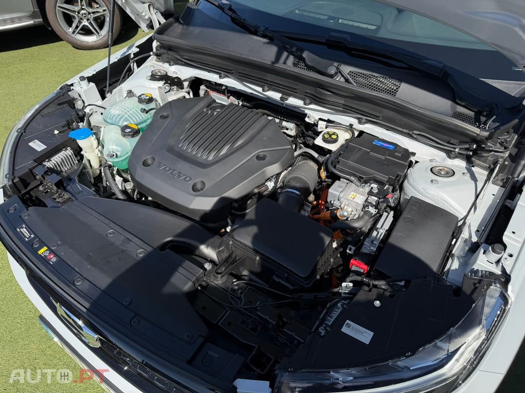 Volvo XC40 1.5 T4 PHEV R-Design