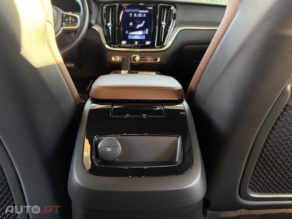 Volvo V60 2.0 T6 AWD TE R-Design