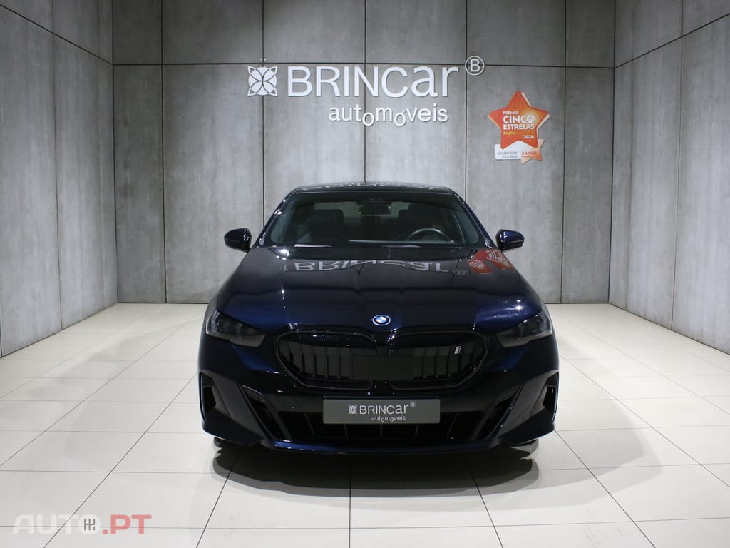 BMW i5 eDrive40 Pack Desportivo M Pro