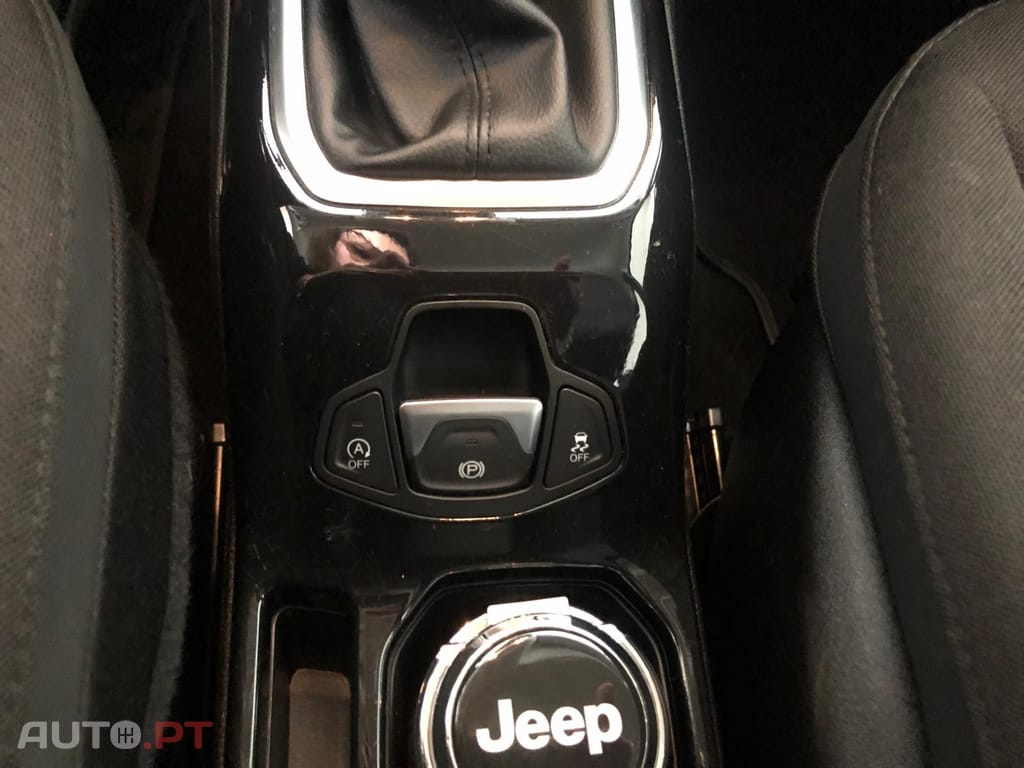 Jeep Renegade 1.0 T Night Eagle