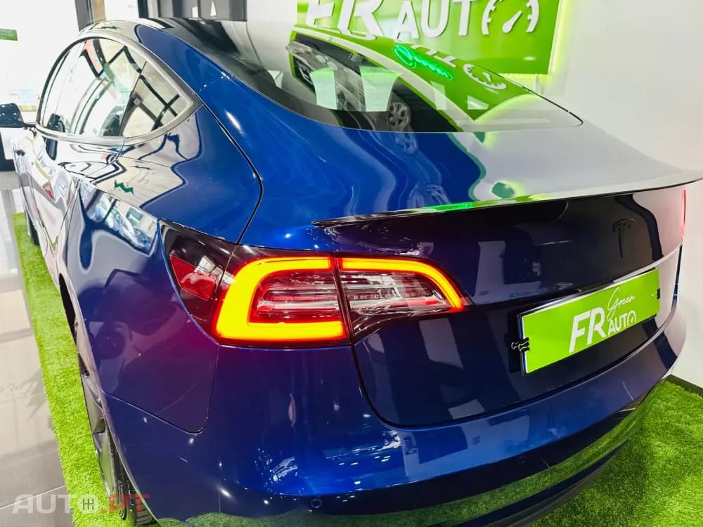 Tesla Model 3 Long Range Tração Traseira