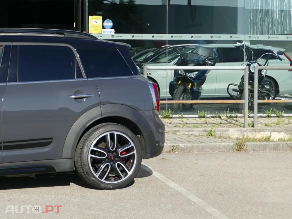 MINI Countryman John Cooper Works ALL4 Auto Desportiva