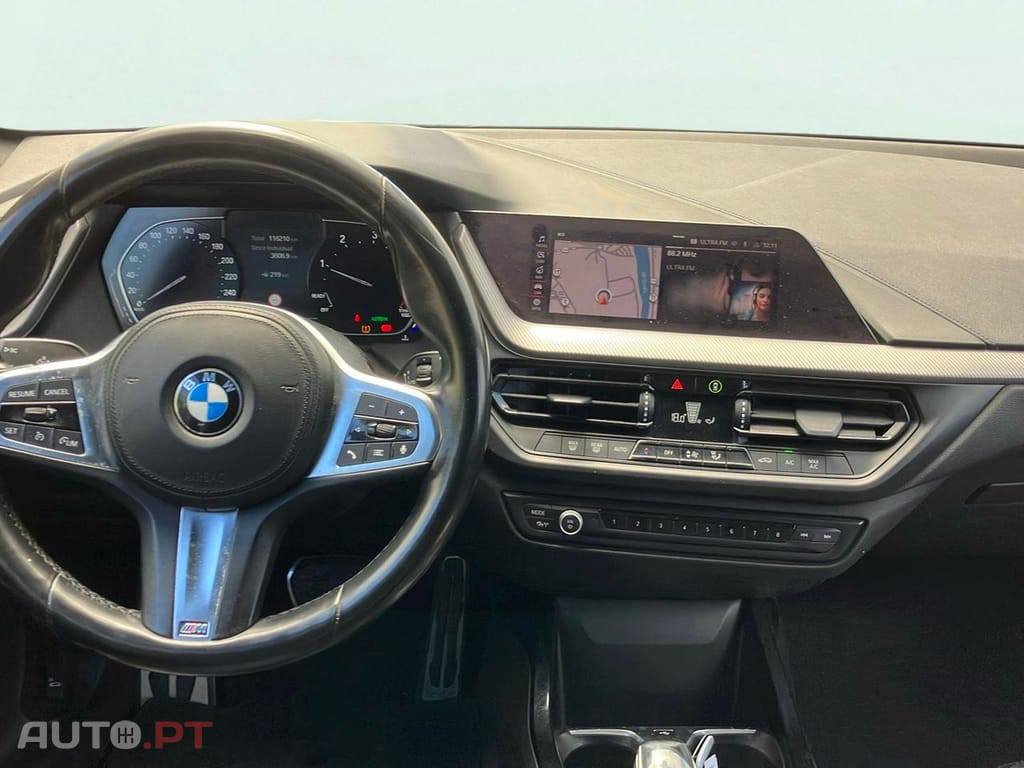 BMW 116 d Pack Desportivo M Auto