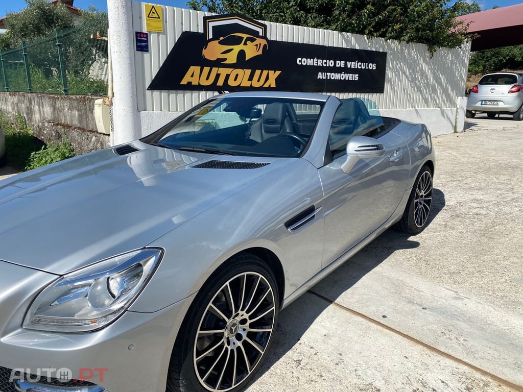 Mercedes-Benz SLK 200 BlueEFFICIENCY Roadster pur
