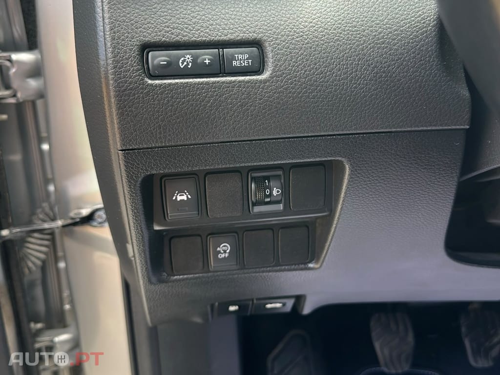 Nissan Qashqai 1.2 DIG-T N-Connecta