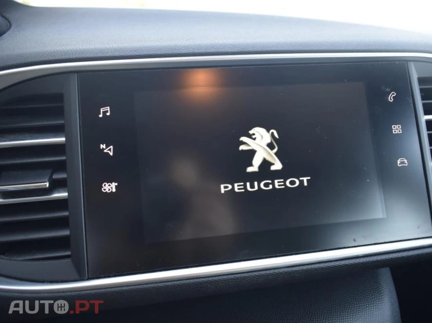 Peugeot 308 1.5 BlueHDi Business Line