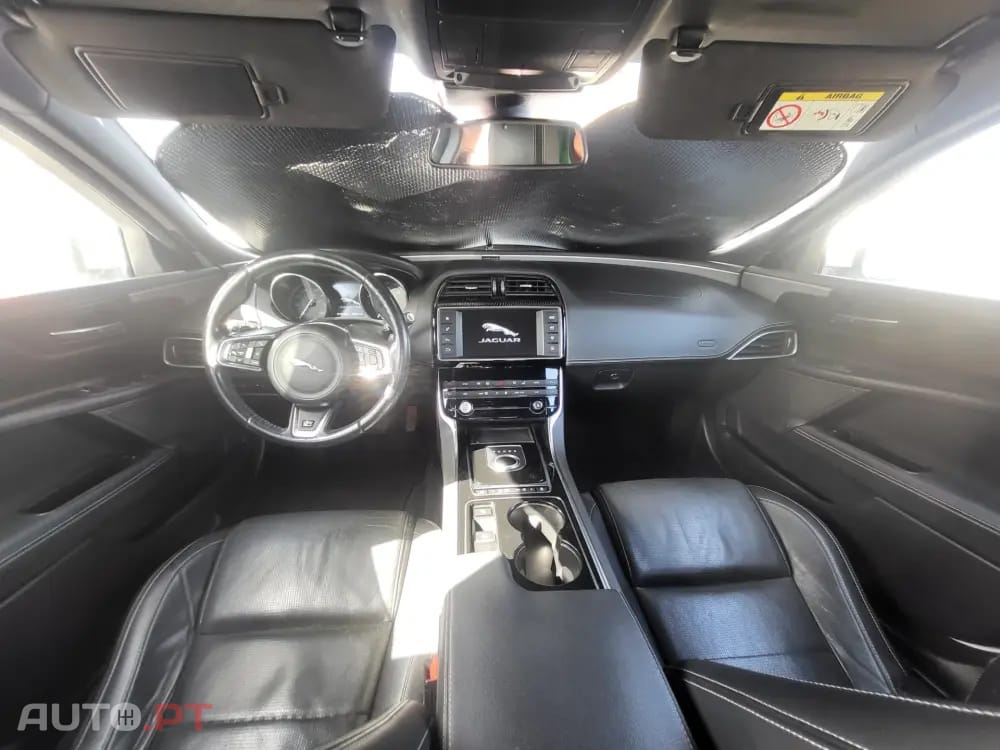 Jaguar XE 2.0 D R-Sport AWD Aut.