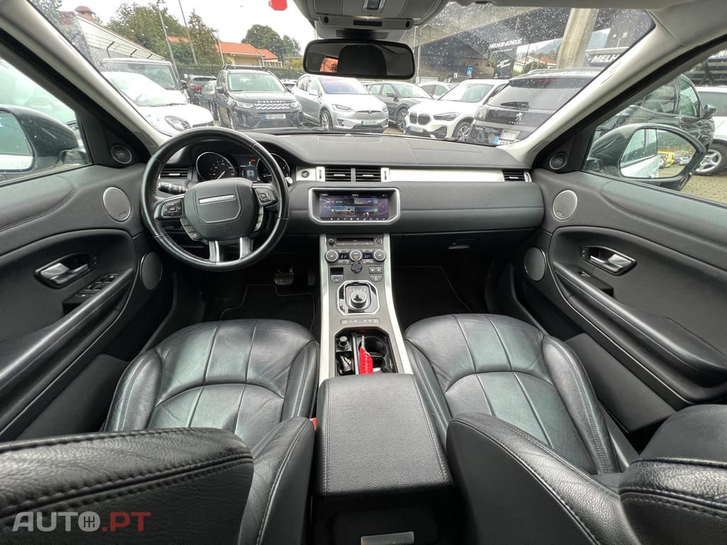 Land Rover Evoque D240 HSE