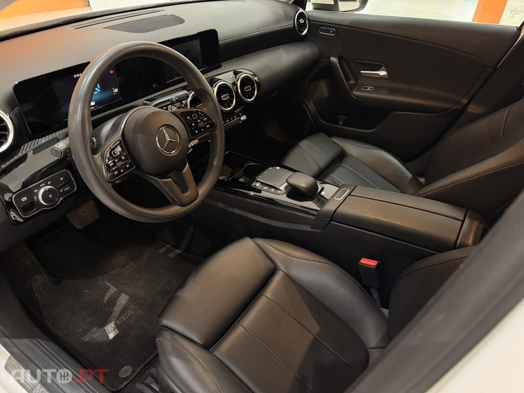 Mercedes-Benz A 250 e