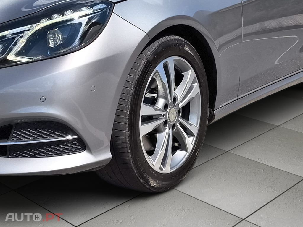 Mercedes-Benz E 300 BlueTEC Hybrid Avantgarde