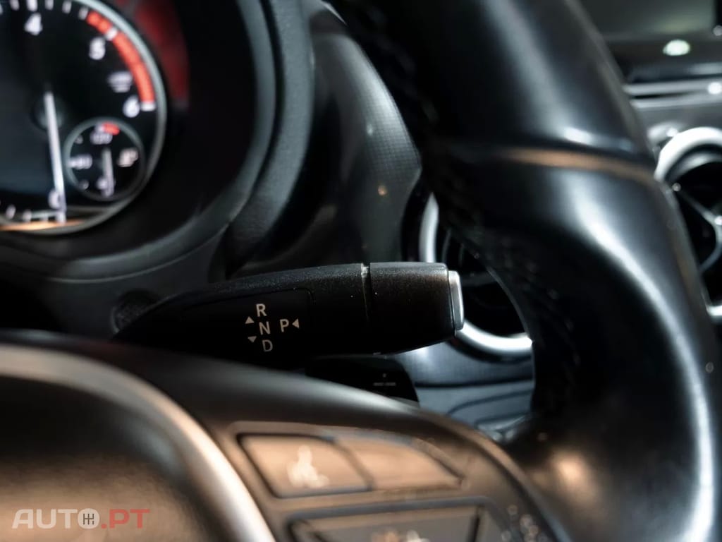 Mercedes-Benz B 180 d 7G-DCT
