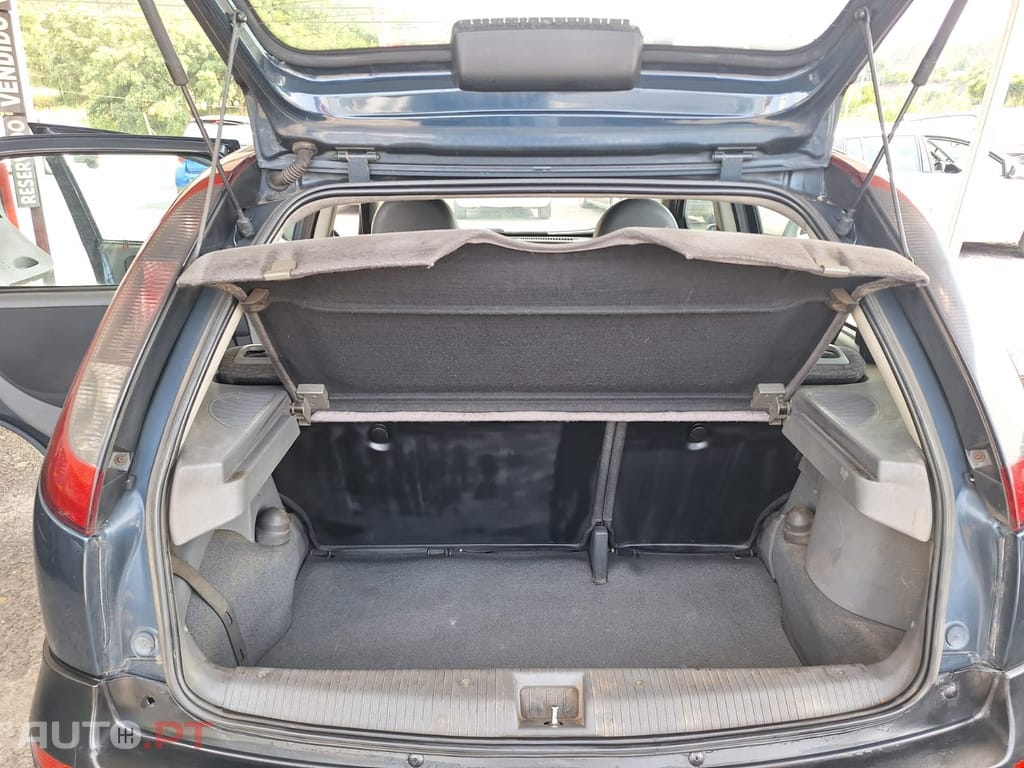 Opel Corsa 1.7 DTi 16V Confort