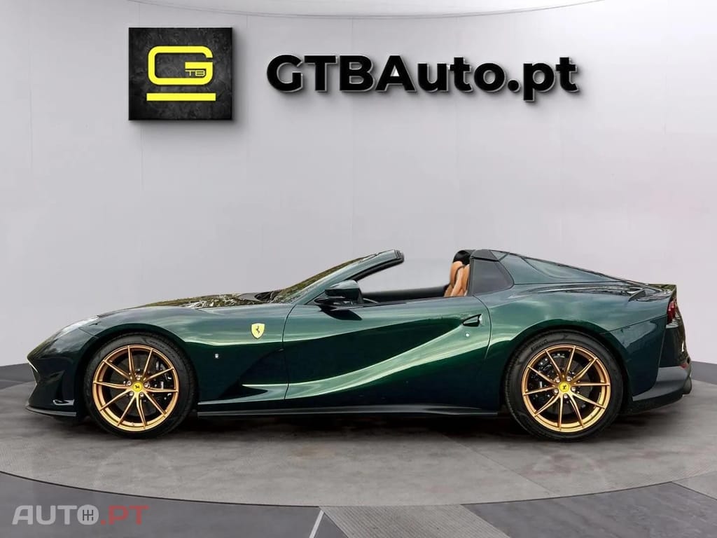 Ferrari 812 Spider 