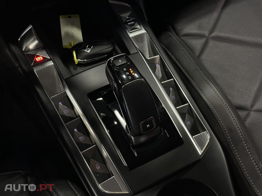 DS 3 1.2 PureTech Performance Line EAT8 — fotografia 10