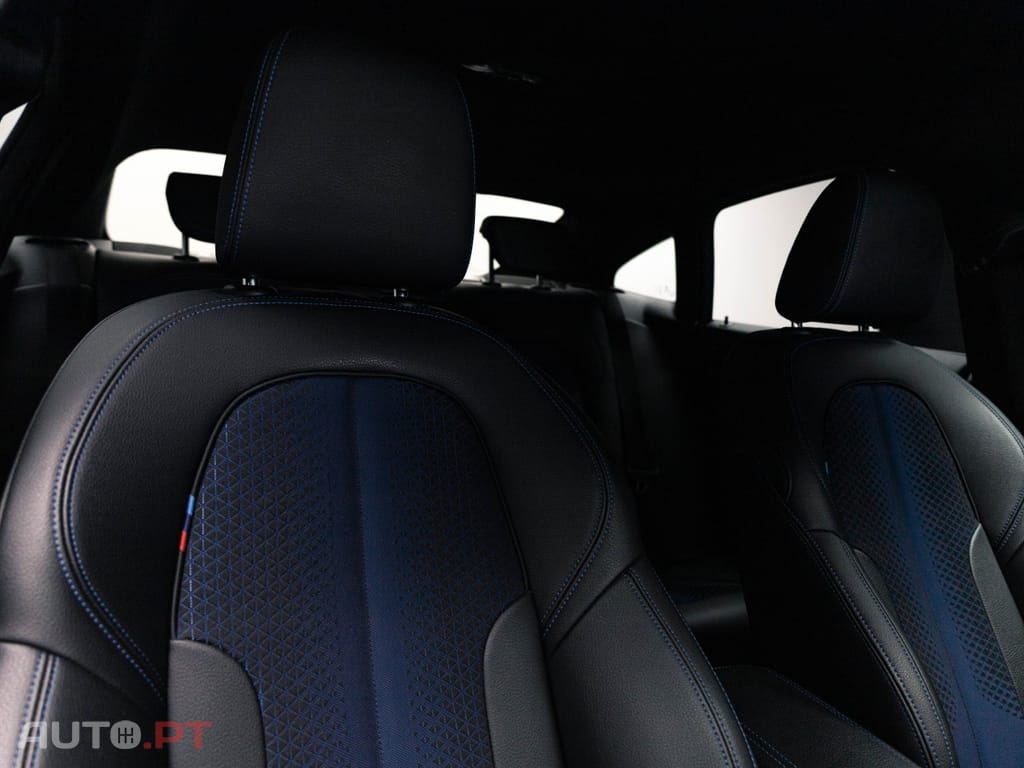 BMW 218 i Pack Desportivo M