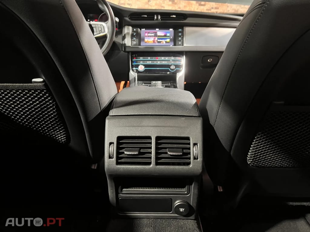 Jaguar XF 2.0 D