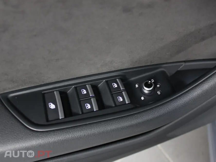 Audi A5 2.0 TDi S-line S tronic