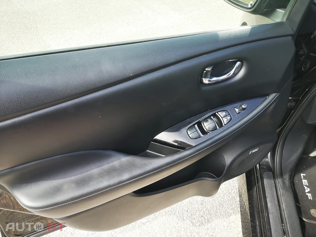 Nissan Leaf N-Connecta