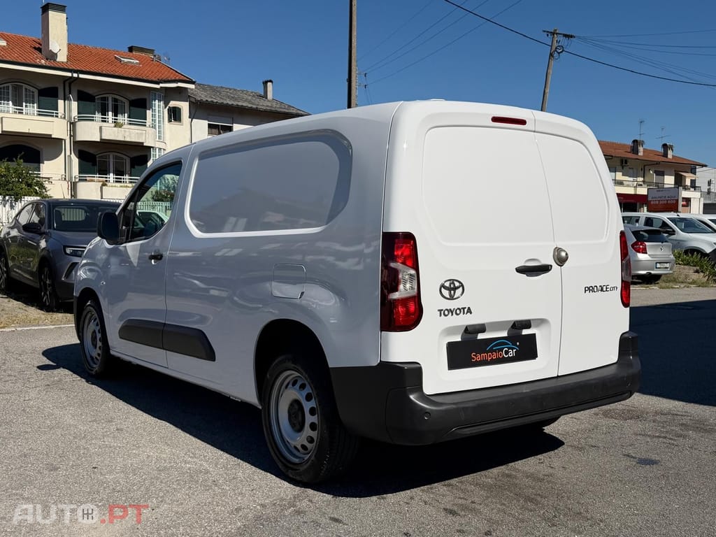 Toyota Proace City 1.5D L2 Comfort