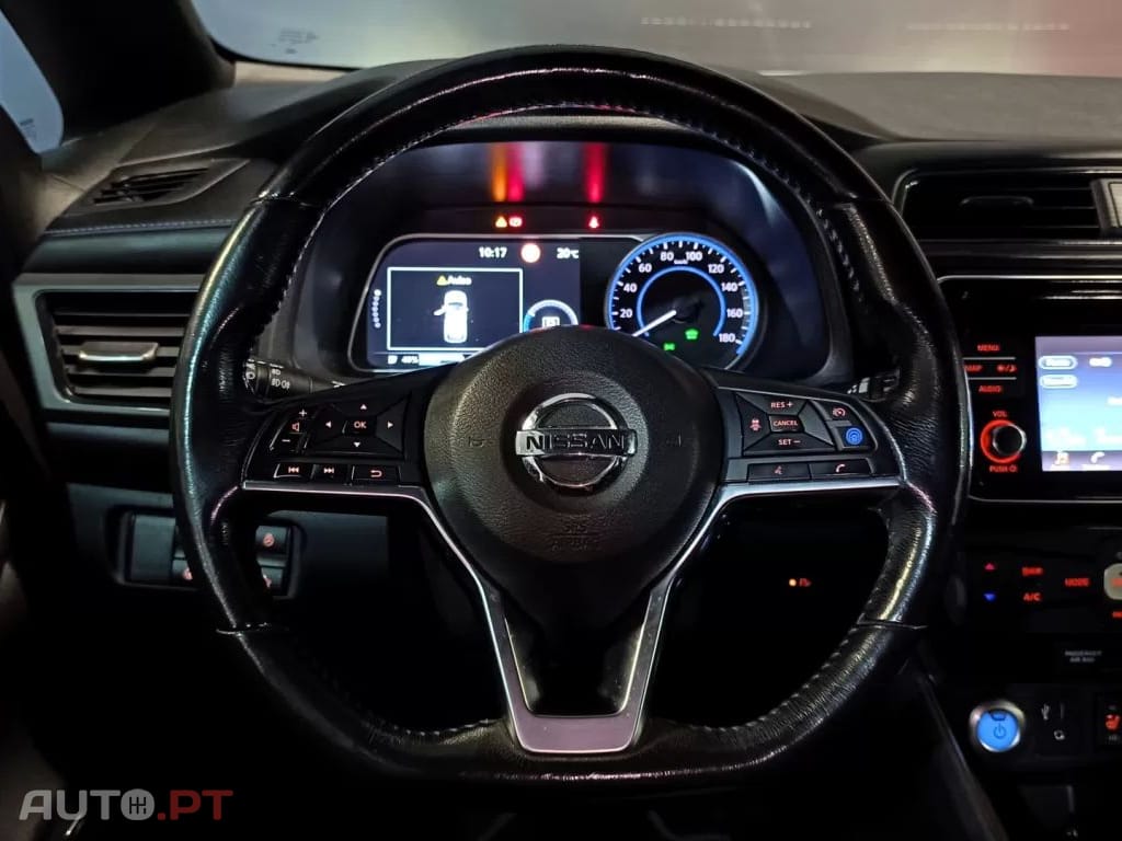 Nissan Leaf N-Connecta Full Led