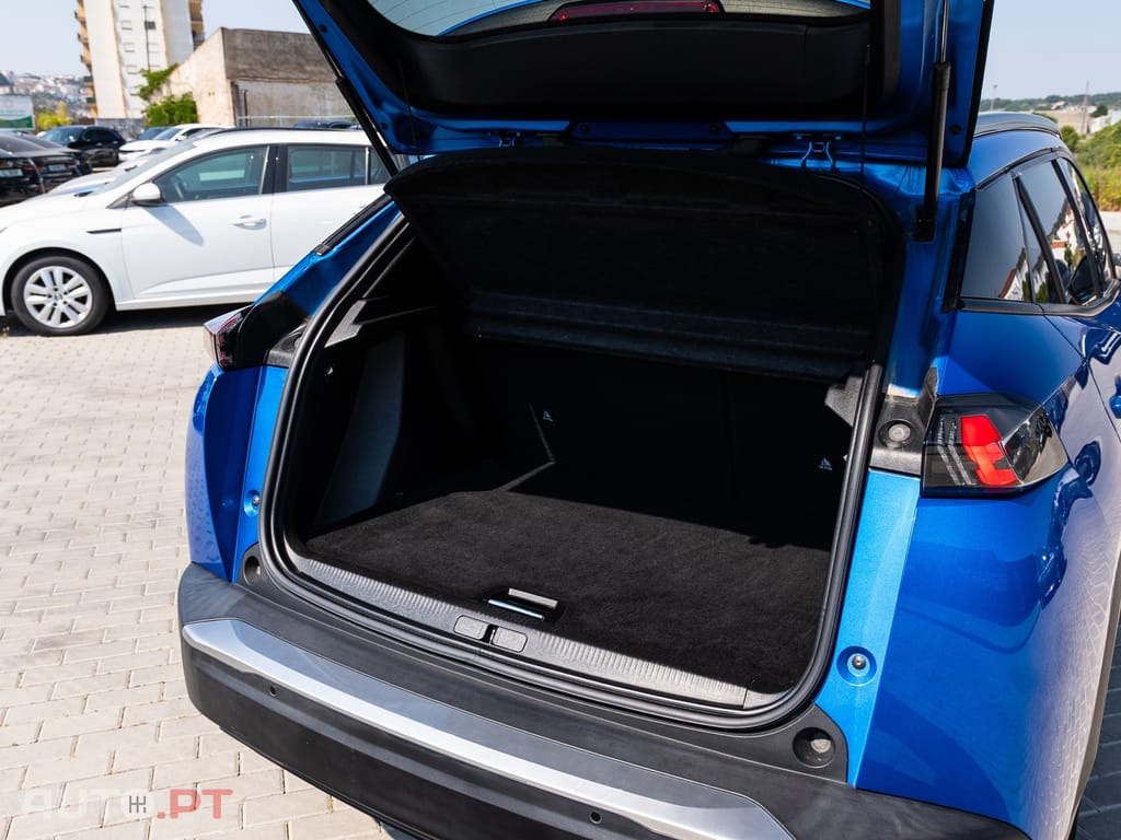 Peugeot 2008 1.2 PureTech Allure Pack