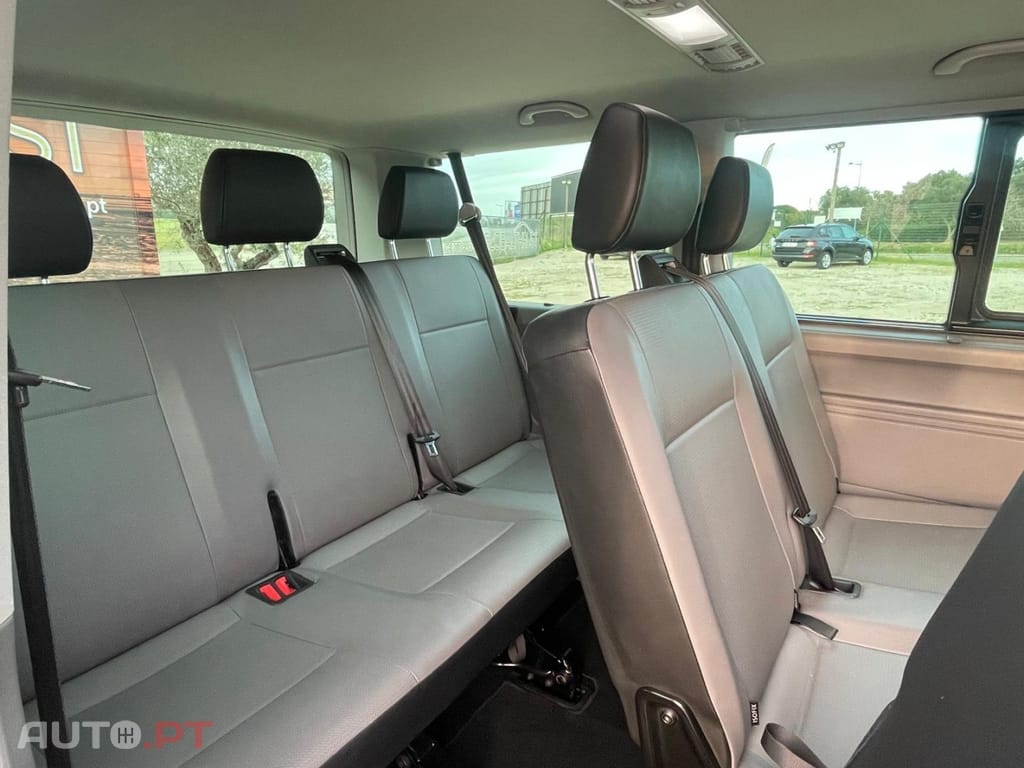 Volkswagen Caravelle 2.0 TDI Comfortline DSG