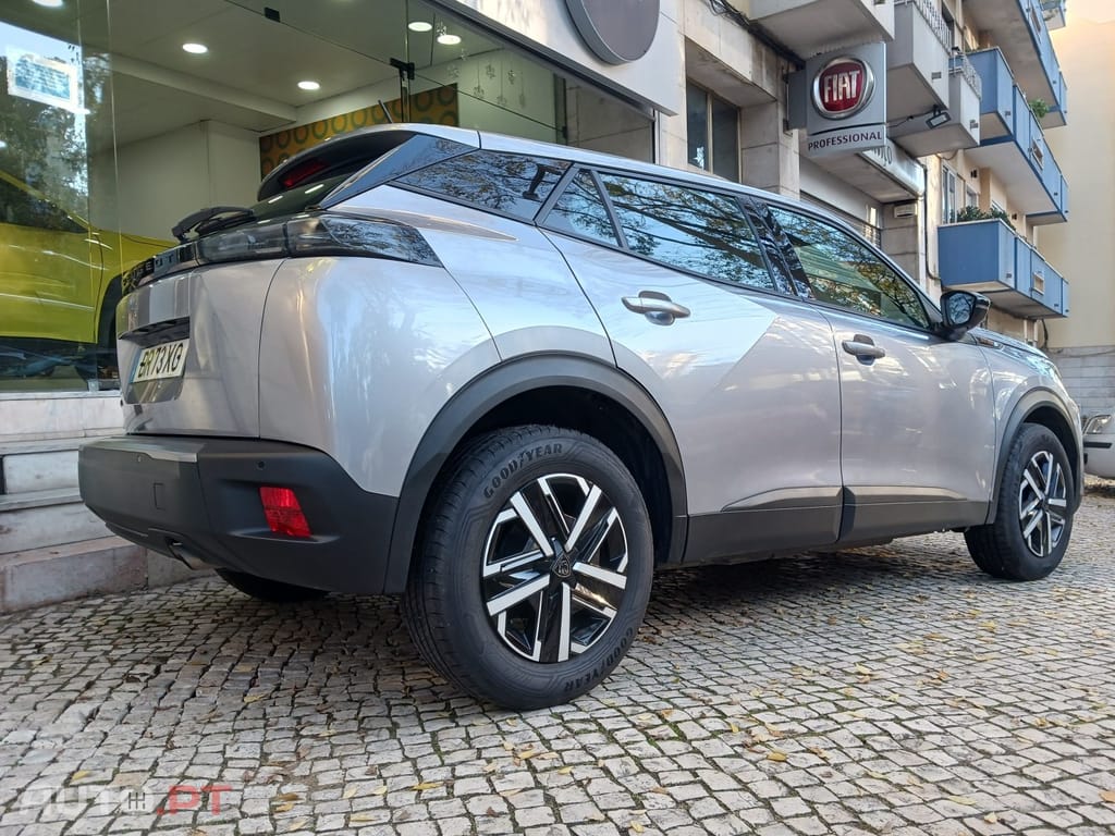 Peugeot 2008 1.2 PureTech Style