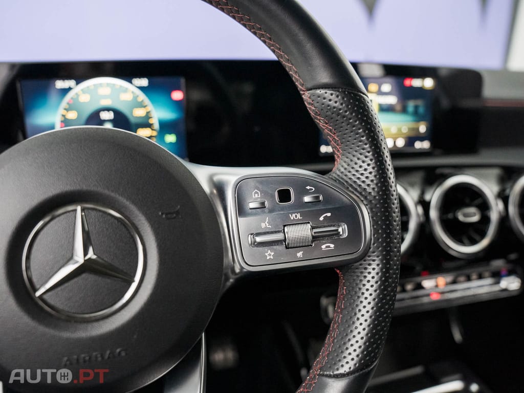 Mercedes-Benz A 180 d AMG Line