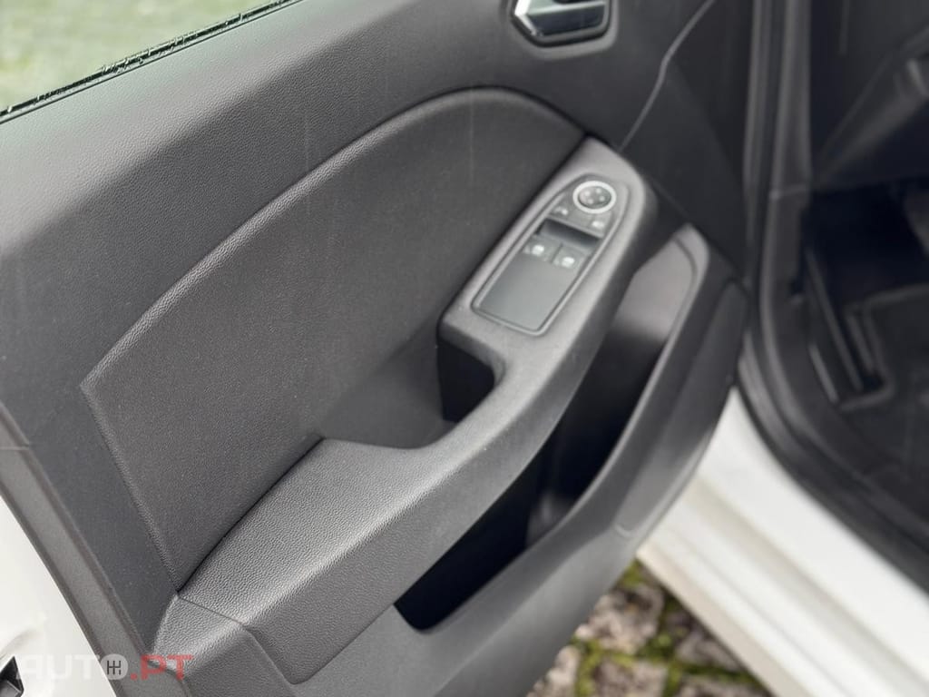 Renault Clio 1.0 TCe Limited Bi-Fuel