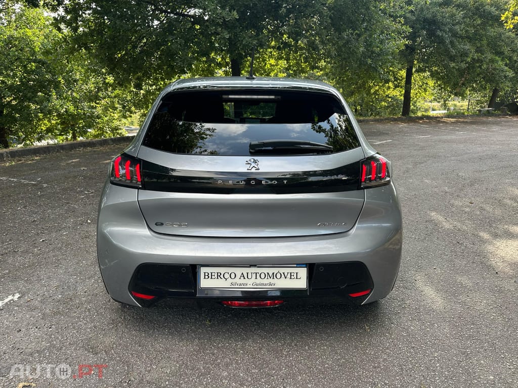 Peugeot E-208 50 kWh GT Pack