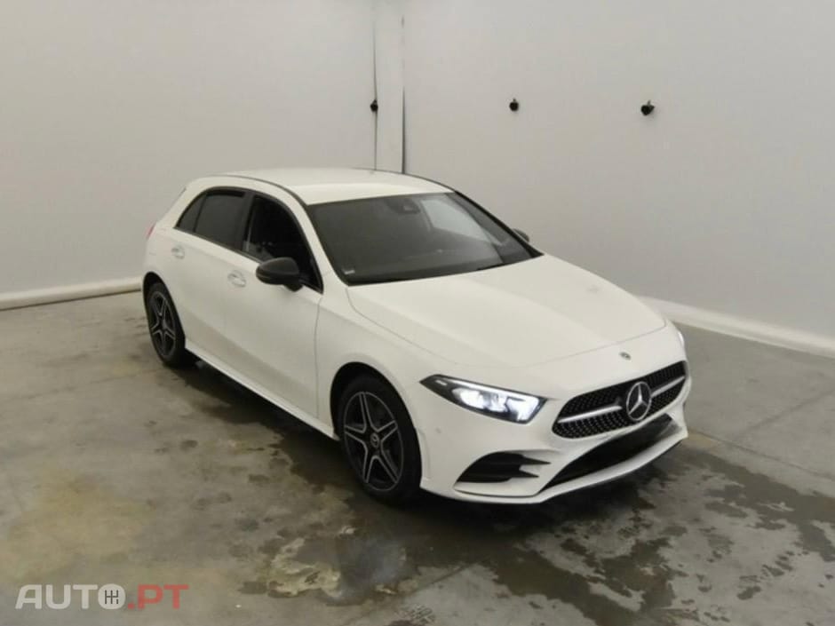 Mercedes-Benz A 250 e AMG Line