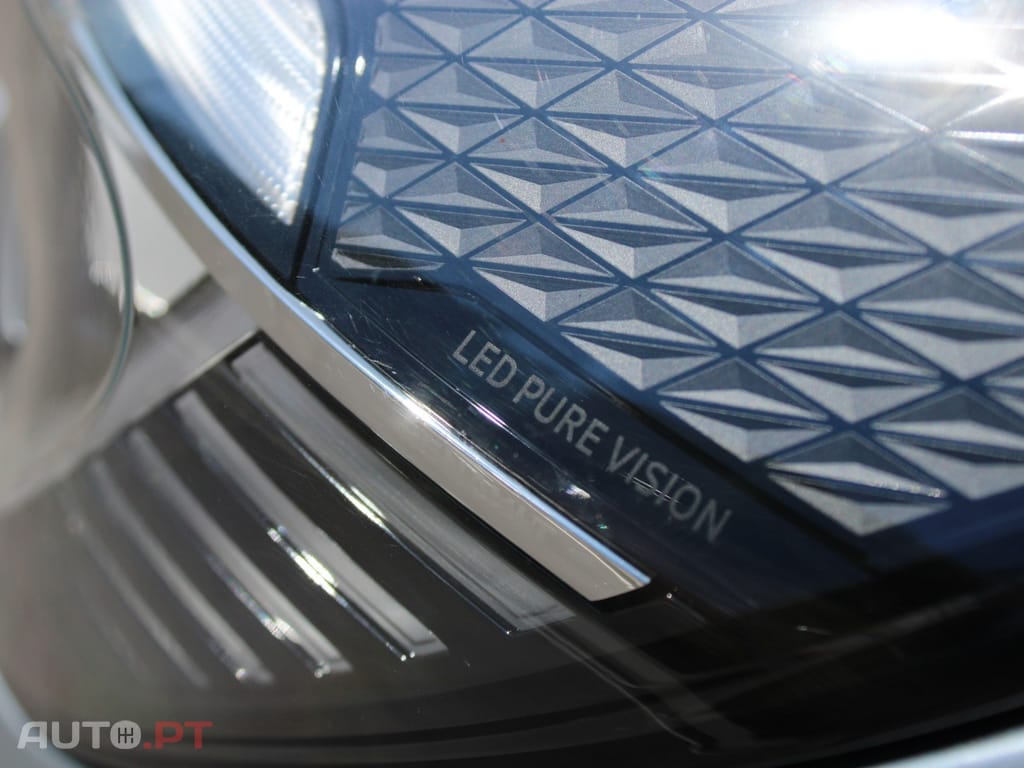 Renault Captur 1.0 TCe Techno Bi-Fuel