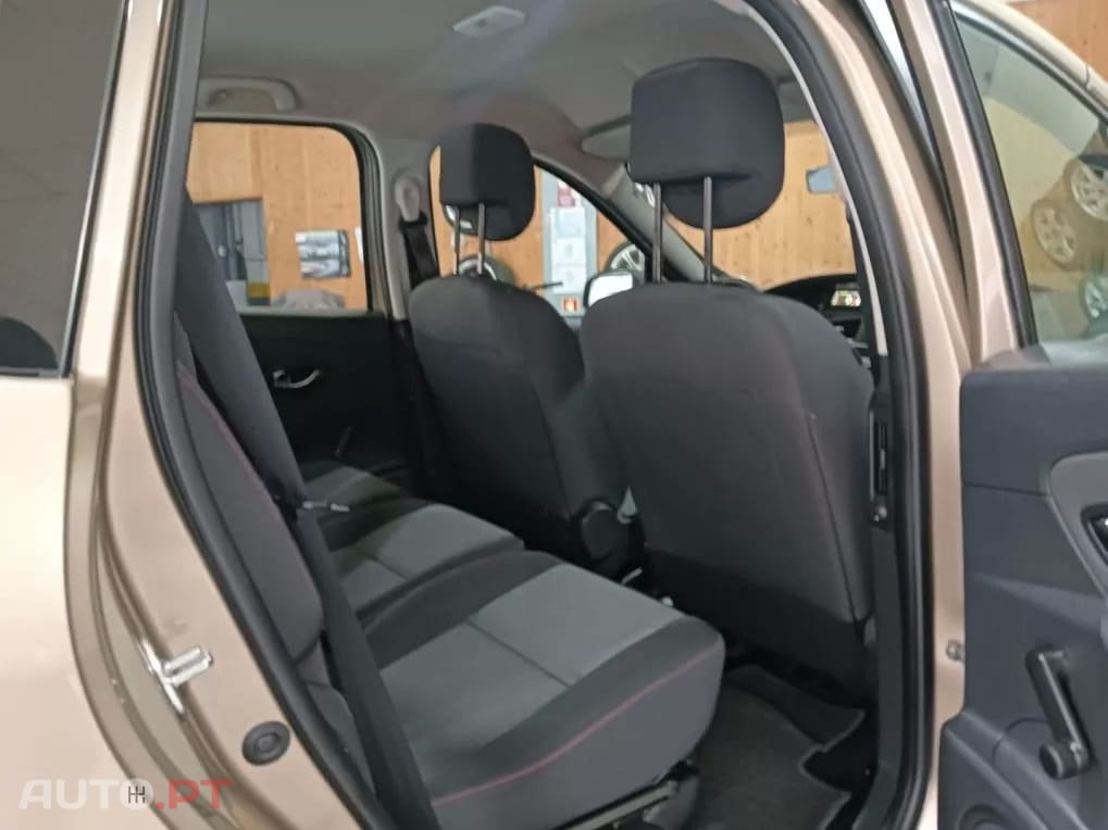 Renault Scénic 1.2 TCE Sport SS