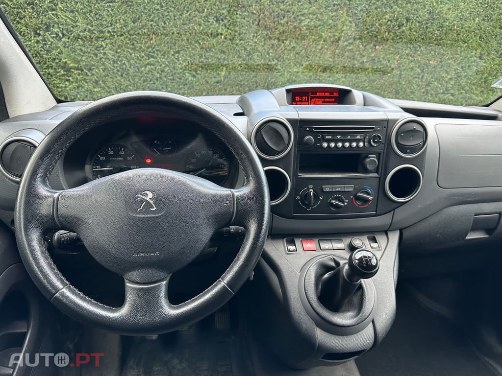 Peugeot Partner 1.6 BlueHDi L2 Premium 3L
