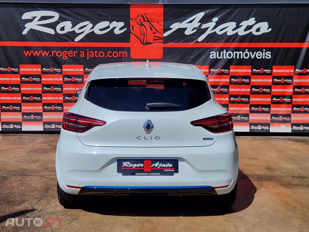 Renault Clio 1.6 E-Tech Intens