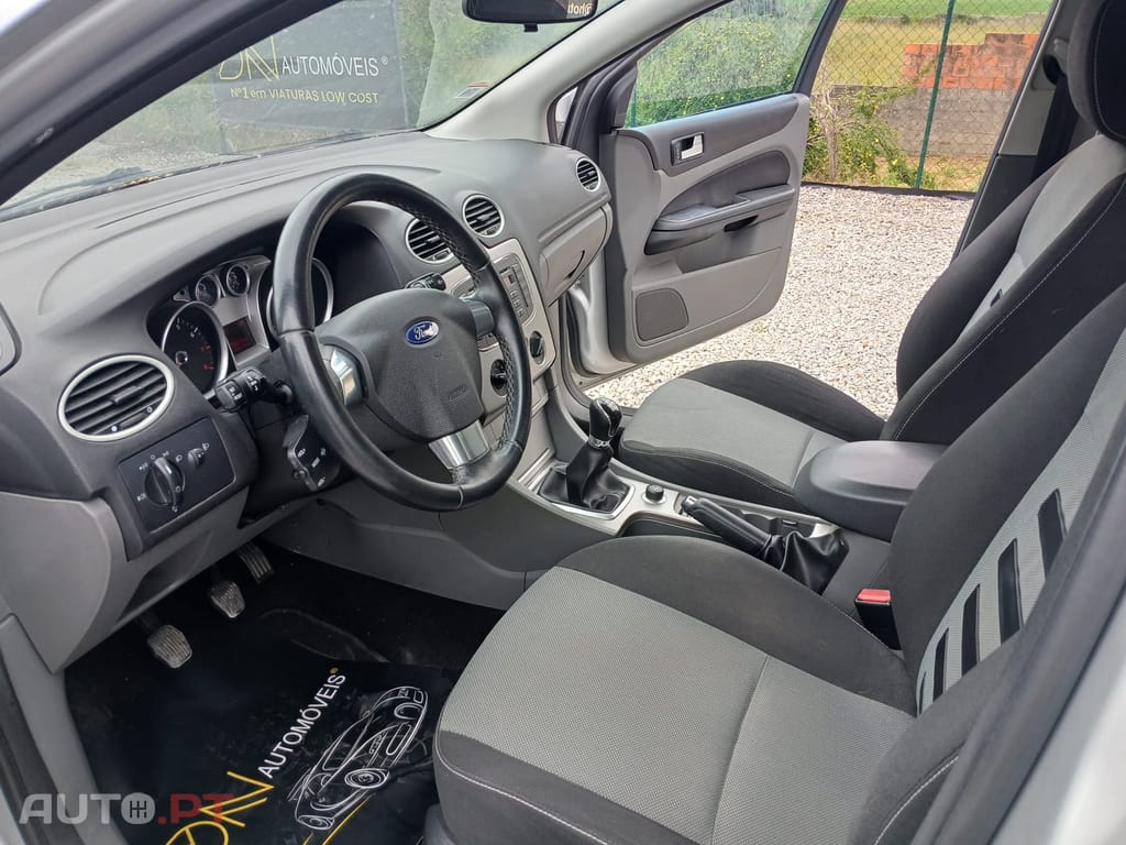 Ford Focus SW 1.4 16V Trend