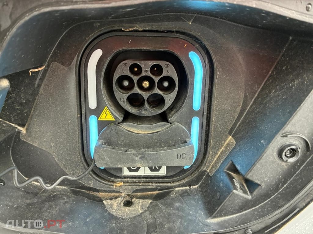 MG MG4 51 kWh Standard