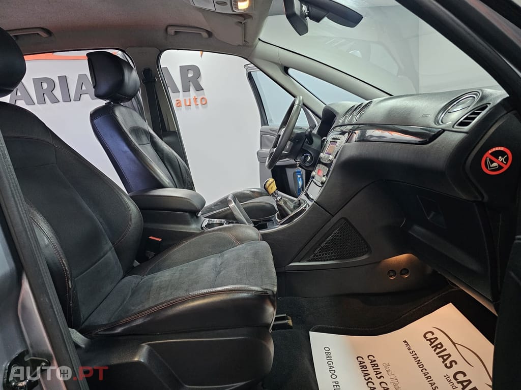 Ford S-Max 2.2 TDCi Titanium 7L