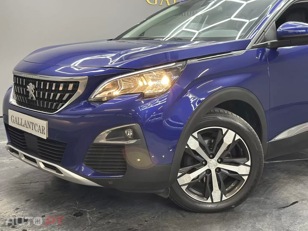 Peugeot 3008 1.5 BlueHDi Allure — fotografia 3
