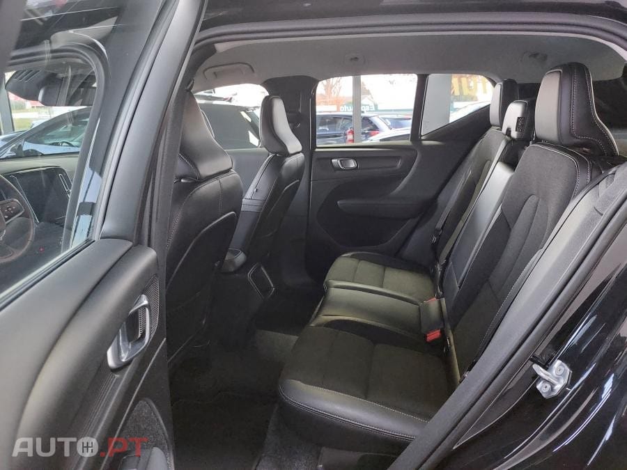 Volvo XC40 2.0 D3 Momentum